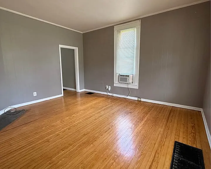 5536 Scott St #1 — Photo 2