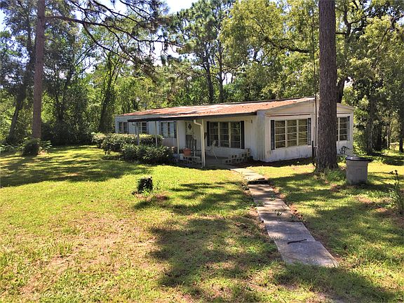 2nd image of 642 W Kuhns Ln