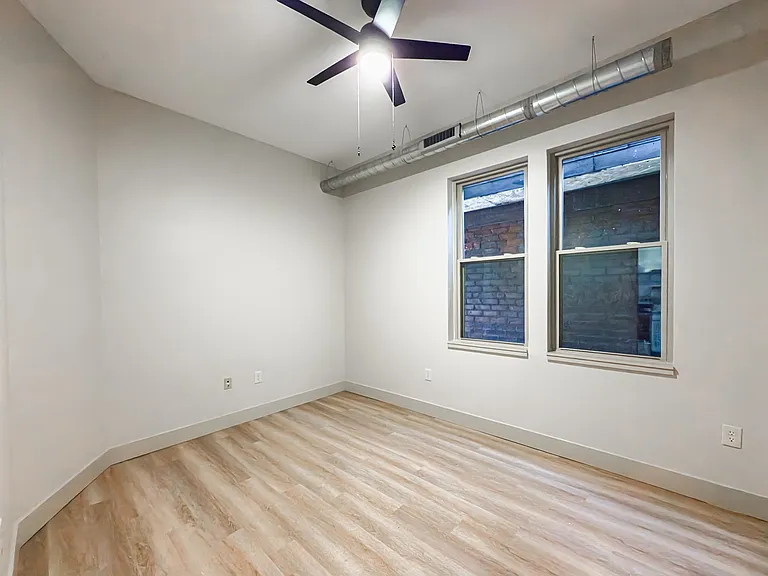 6407 Vine St #1 — Photo 8