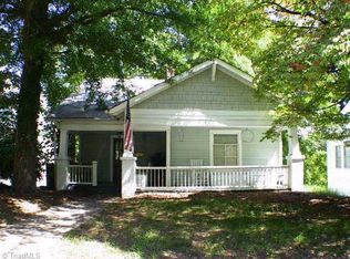 429 Sunset Dr, Winston Salem, NC 27103