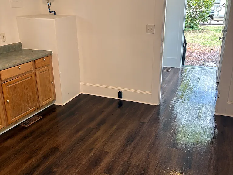 321 E Arlington Ave — Photo 11