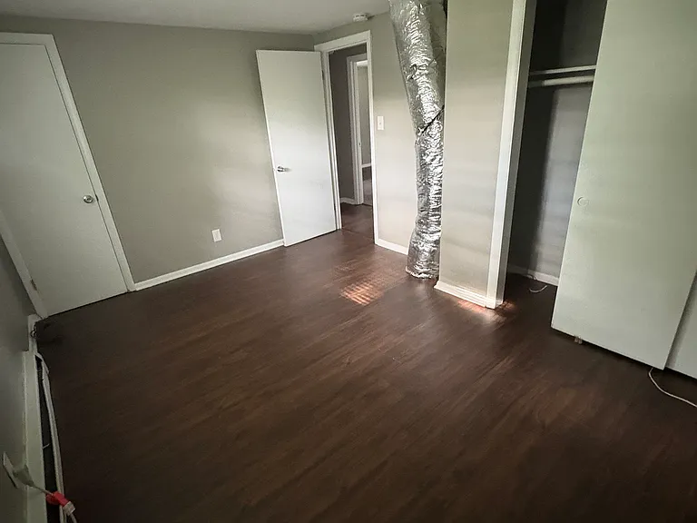 847 Riverside Dr — Photo 14