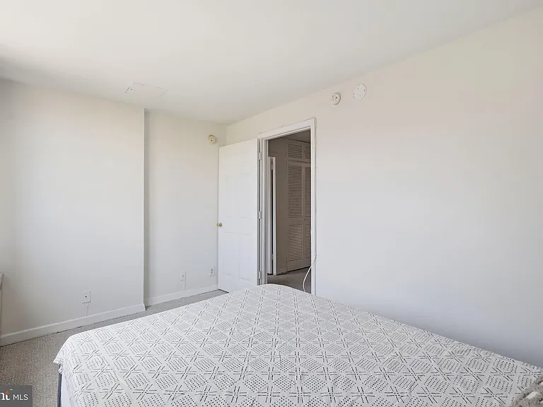 2201 L St NW #805 — Photo 11