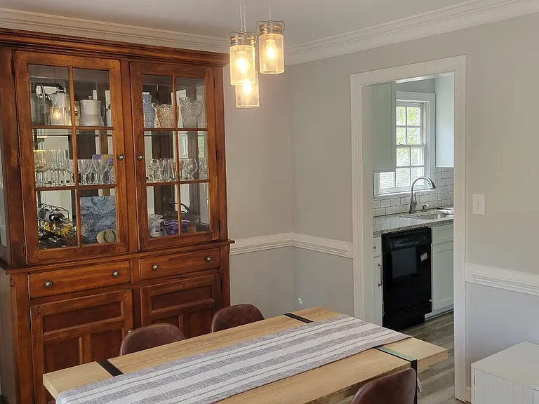 100 Thamesford Way — Photo 20