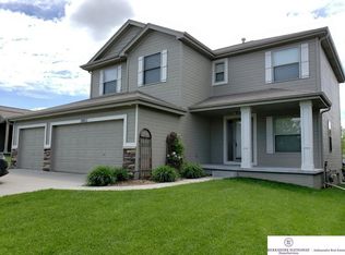 16611 Dora Hamann Pkwy, Omaha, NE 68116