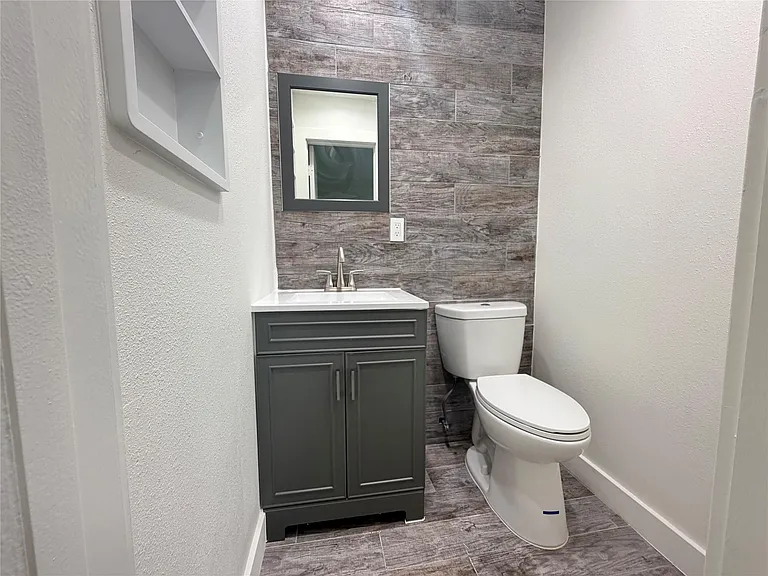 1427 Kappa St — Photo 24
