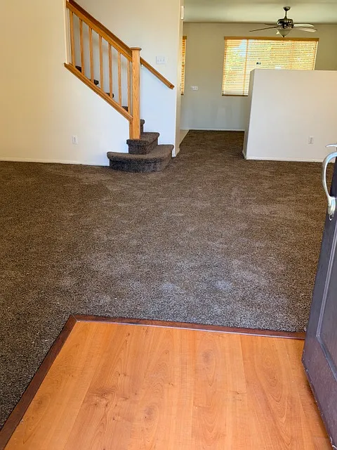 4 bed, 2616 sqft, $3,200 — Photo 4