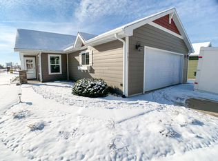 703 Napa Valley St, Brookings, SD 57006