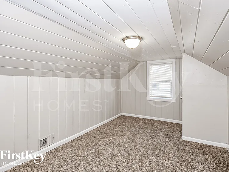 1567 Mayflower Ave SW — Photo 11