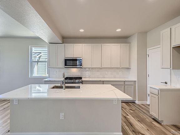 7th image of this home