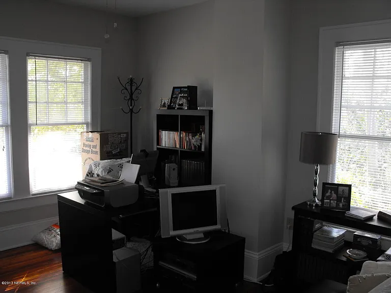 756 Stockton St — Photo 13