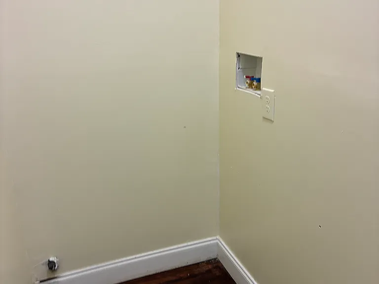 277 Van Nostrand Ave #2 — Photo 3