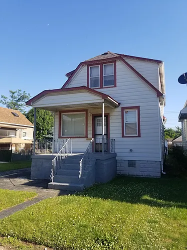 139 142nd St Photo 1