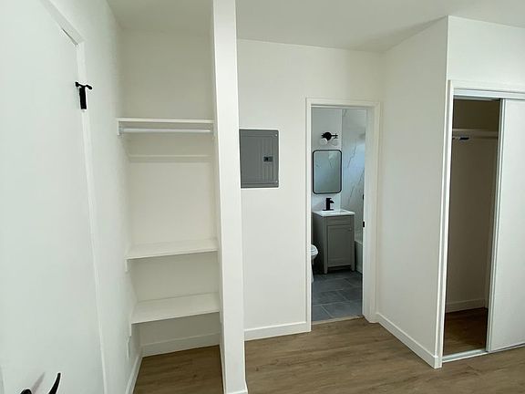 4th image of 159 N Sierra Bonita Ave APT 2