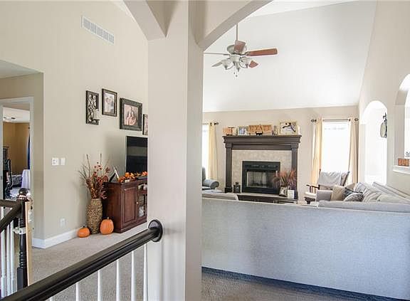 3rd image of 5235 Brookhaven Dr