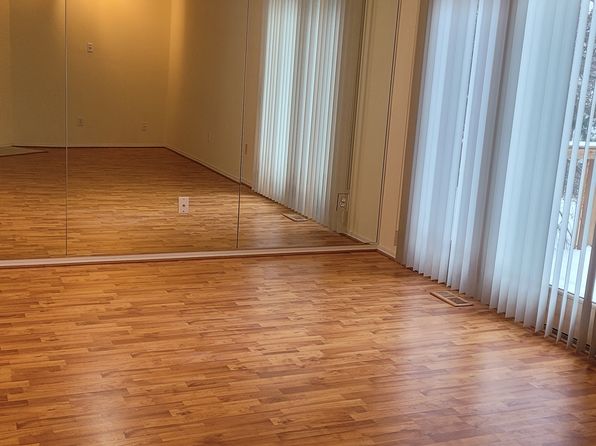 8492 Pepper Ridge Dr