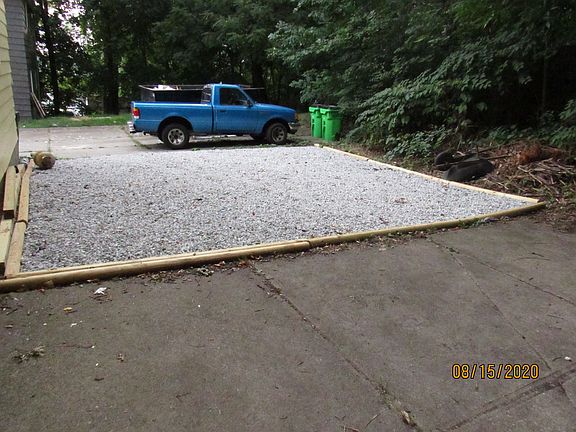 3rd image of 400 E Lake Ave #2