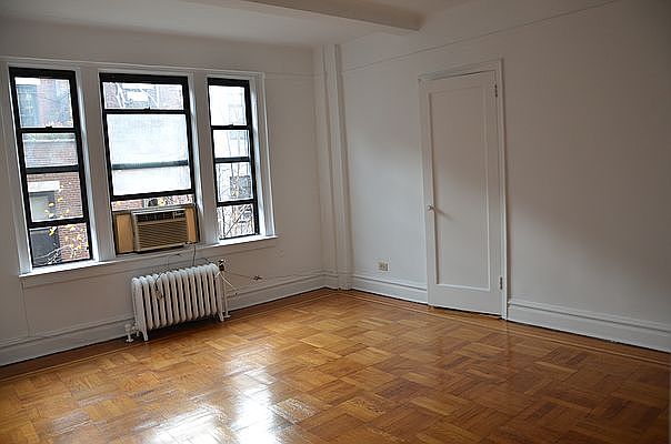 1st image of 30 W 90th St APT 3D