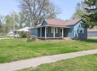 414 E Pearl St, Mulvane, KS 67110