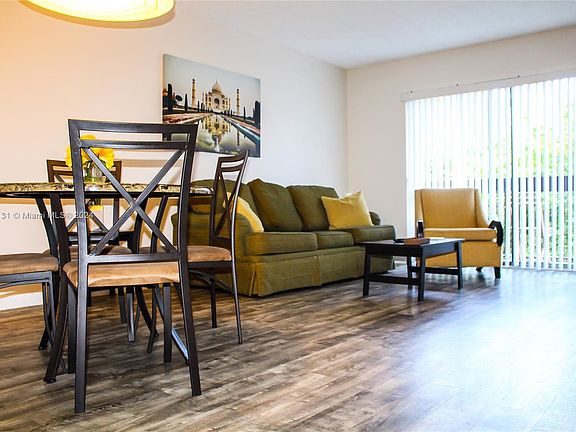4th image of 2050 N Congress Ave APT 203