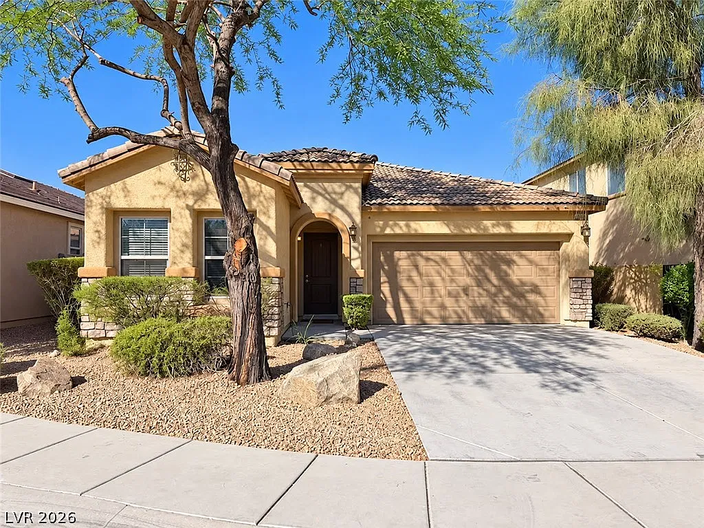 2 bed, 2.0 bath, 1553 sqft, $2,150 — Photo 2