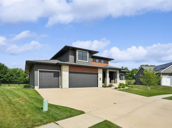 1184 Foxborough Dr, Marion, IA 52302