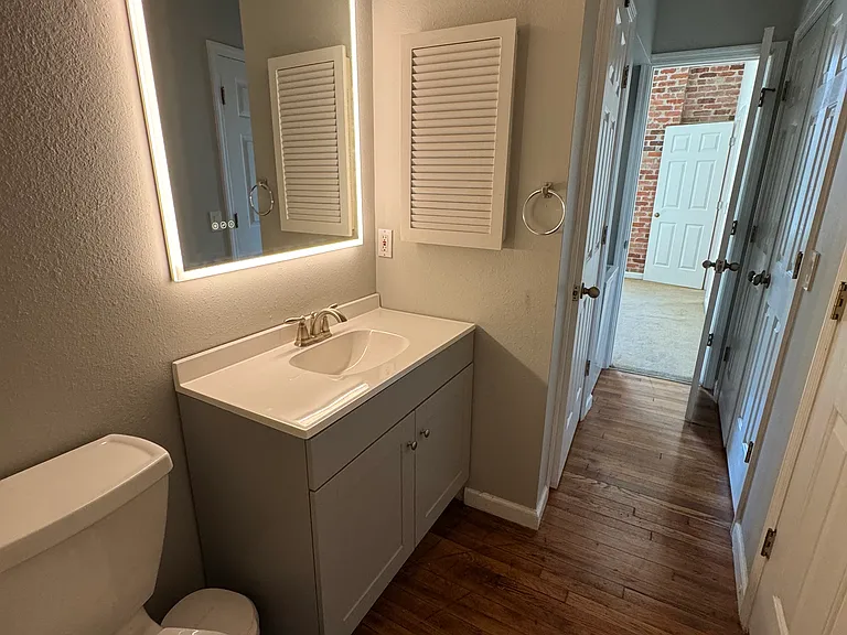 304 N Front St #P — Photo 3