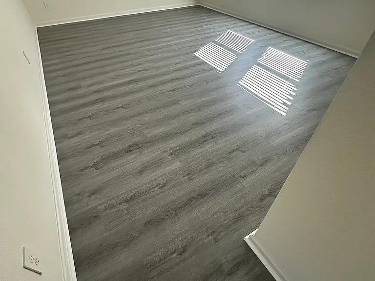 701 Yorkshire Dr — Photo 11