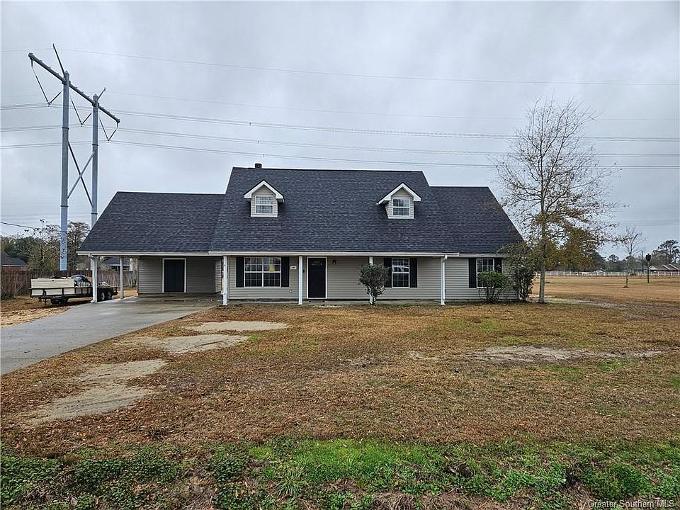 1st image of 705 Sabre Dr