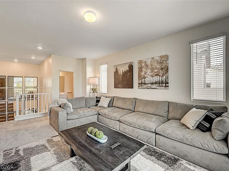 12309 Silvana St — Photo 24