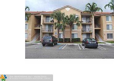 1st image of 223 Villa Cir #223