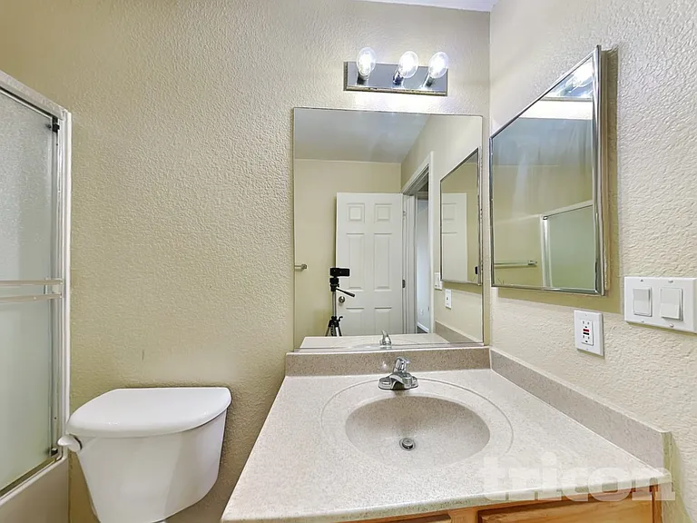 17880 Sweet Gum Ct — Photo 14