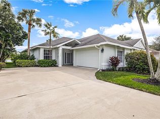 1192 Imperial Dr, Naples, FL 34110
