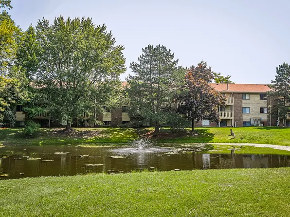 Homestead Apartments, 426 W Lake Lansing Rd #C10, East Lansing, MI 48823