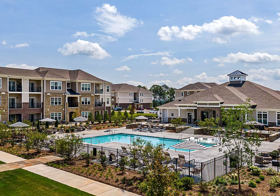 River Oaks Landing