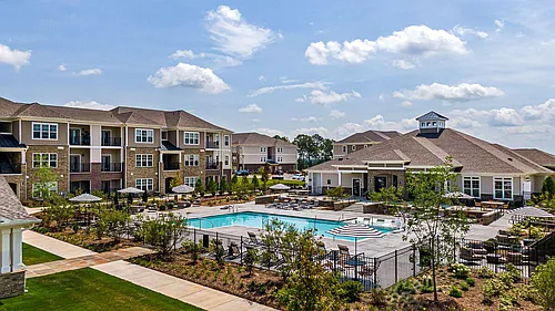 River Oaks Landing Photo 1