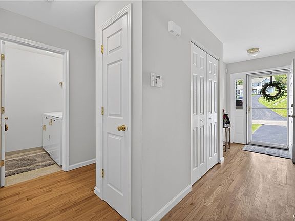 3rd image of 183 Timber Wolf Cir