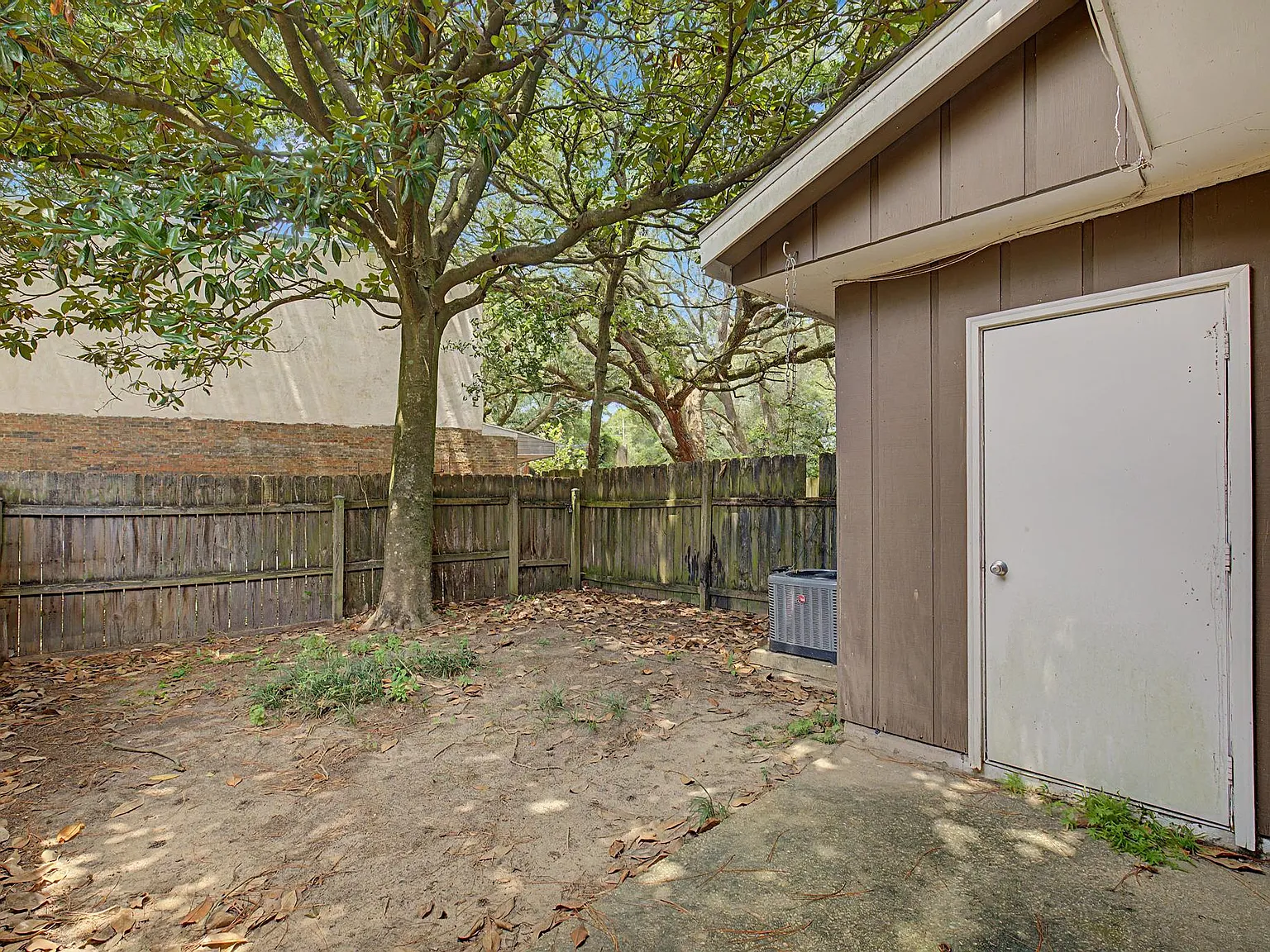 Old Spanish Trail Road 8487 - 1 — Photo 4
