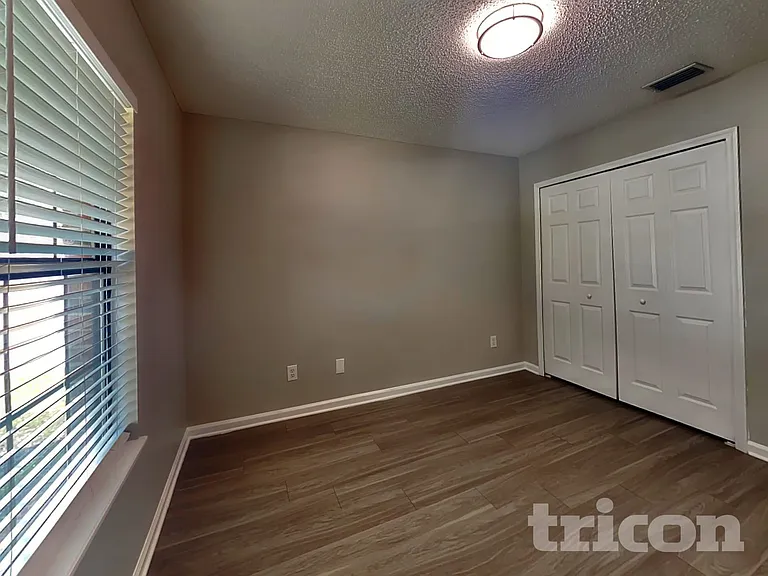 5357 Whitecastle Ct — Photo 14