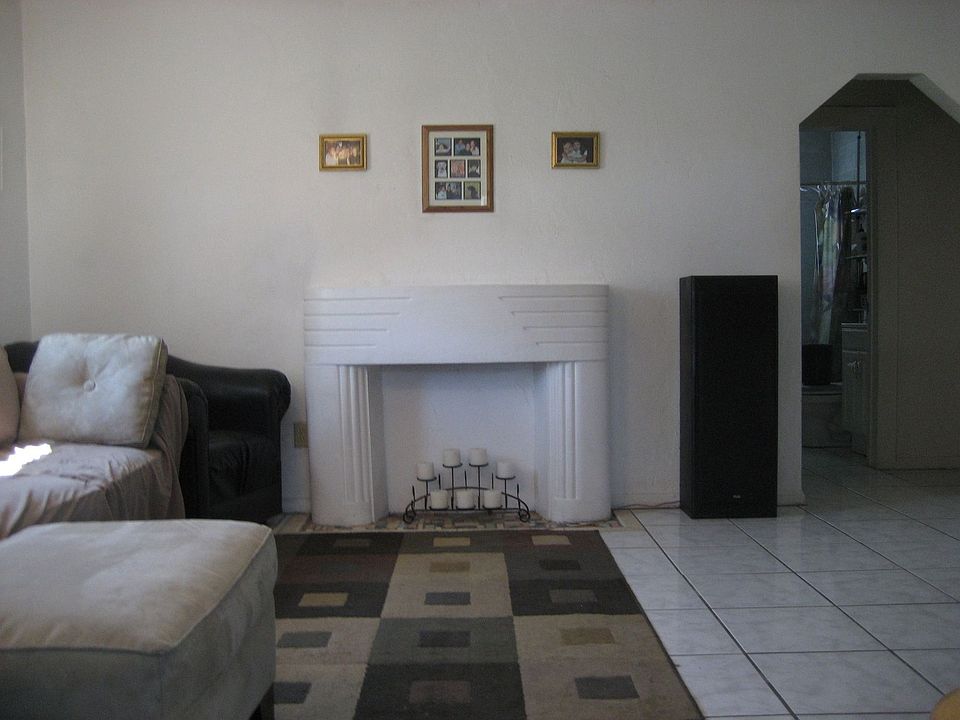 2nd image of 891 NW 117th St