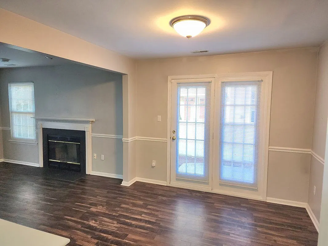 2 bed, 2.5 bath, 1290 sqft, $2,900 — Photo 3