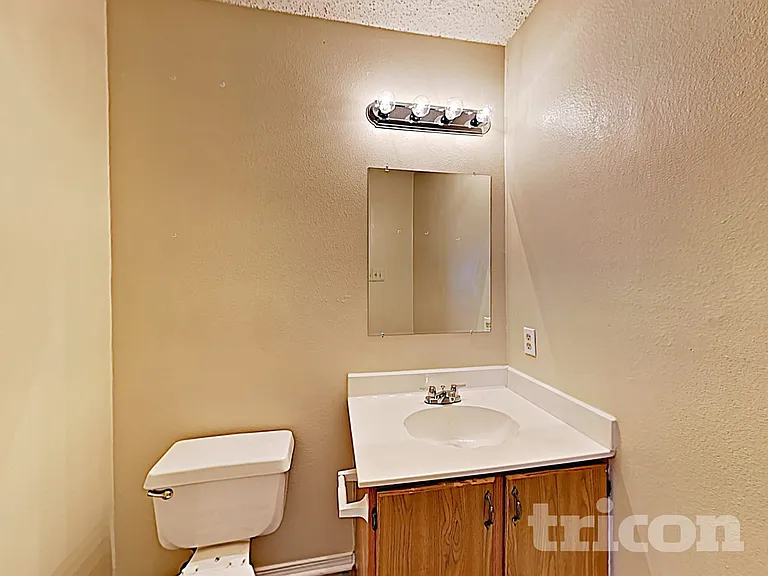8015 Chestnut Barr Dr — Photo 14