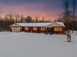 106 Slosson Rd, West Monroe, NY 13167