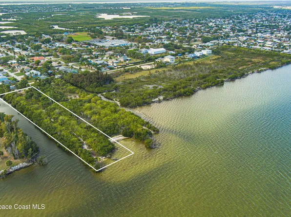 2437 Yount Dr, Merritt Island, FL 32952