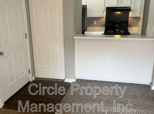 4030 Hunters Ridge Dr SW UNIT 10, Huntsville, AL 35802