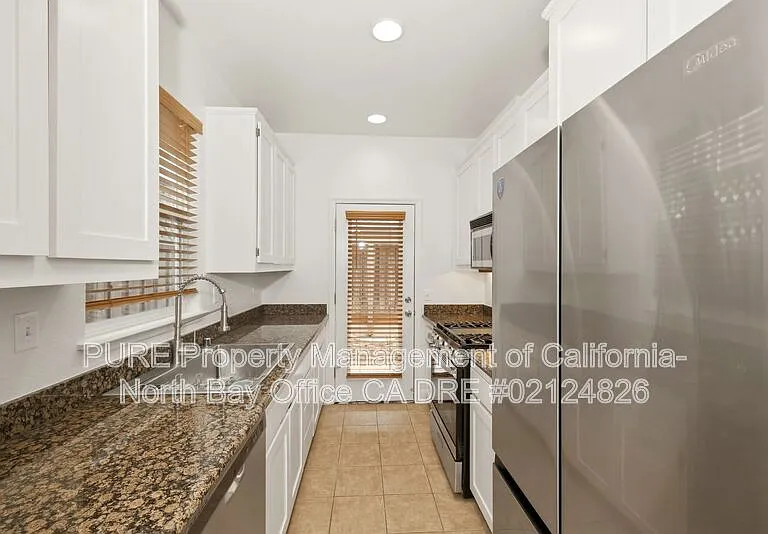 34 Randall Ln #A — Photo 12