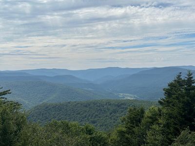 305 Summit Dr #C, Snowshoe, WV, 26209