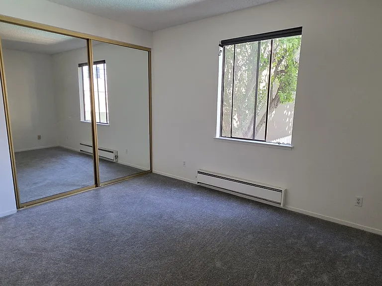 1427 Floribunda Ave #106 — Photo 10