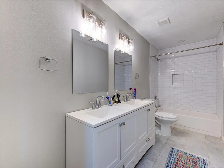 3046 Wagon Trail Dr — Photo 36