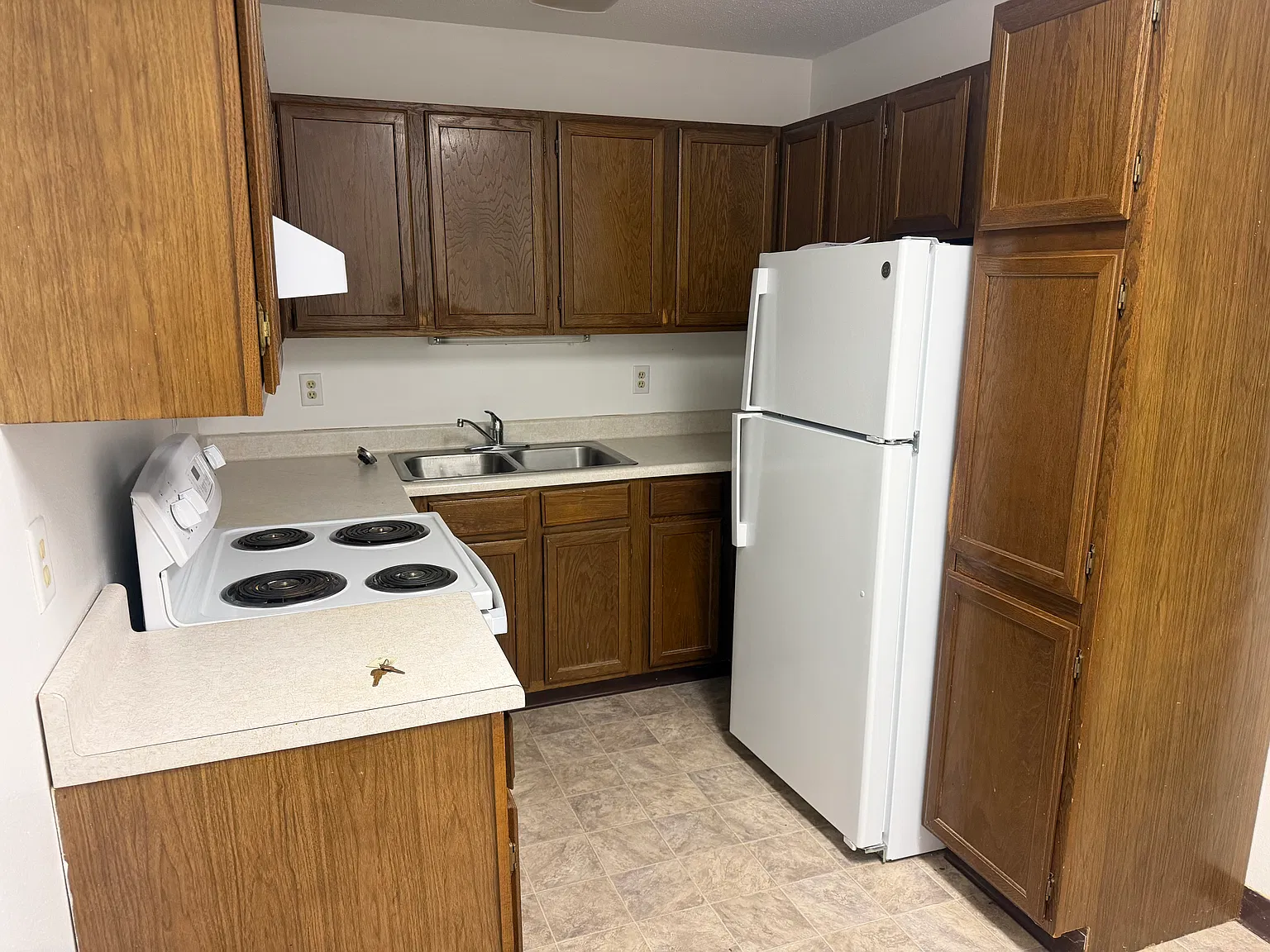 1 bed, 572 sqft, $600 — Photo 3